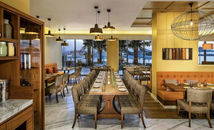 Reštaurácia v hoteli The Retreat Palm Dubai MGallery by Sofitel