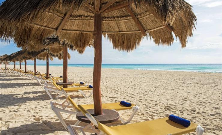 Hotel Iberostar Cancun - Piesočnatá  pláž  