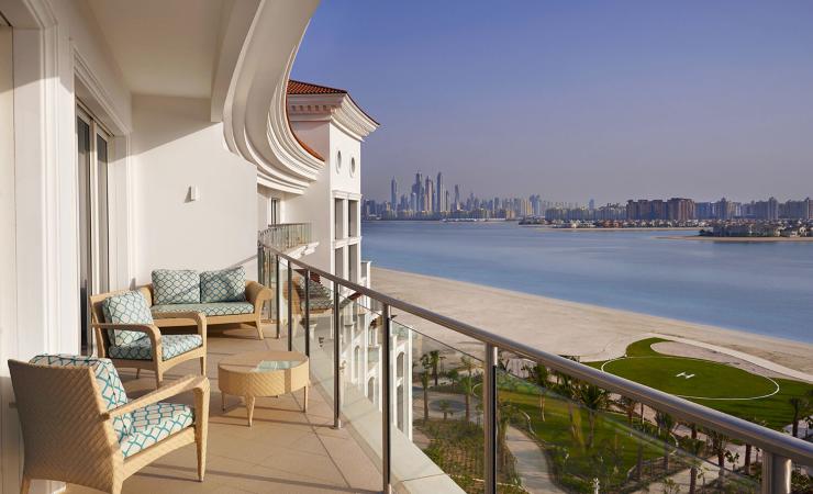Výhľad z balkóna v hoteli Waldorf Astoria Dubai Palm Jumeirah