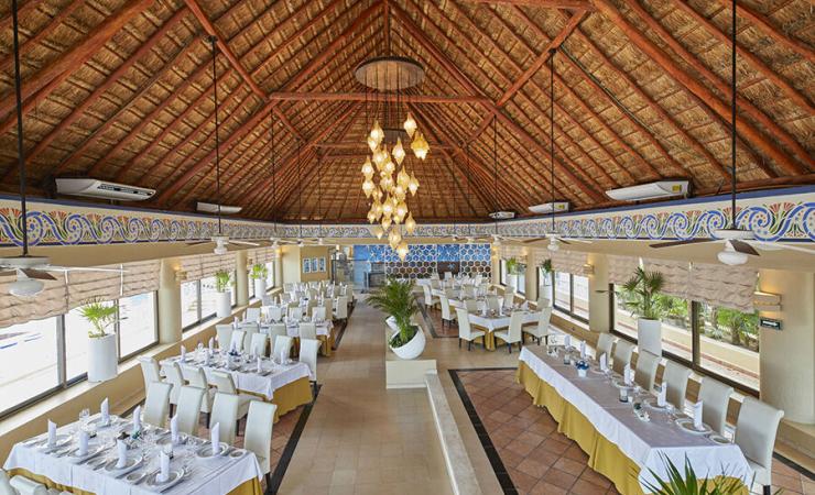 Hotel Bahia Principe Luxury Akumal - reštaurácia