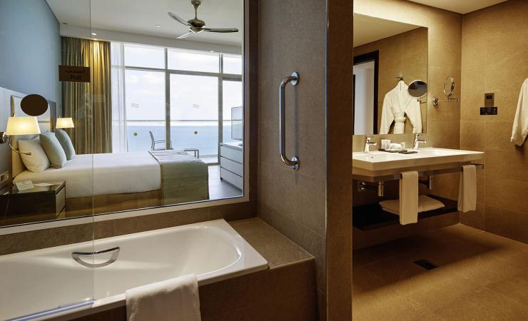Kúpeľňa v izbe v hoteli RIU Dubai
