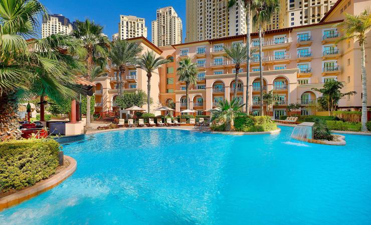 Bazén v The Ritz-Carlton, Dubai, Jumeirah Beach