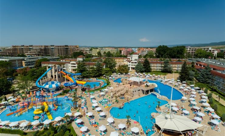 Hotel Evrika Beach Club - pohľad na hotelový komplex