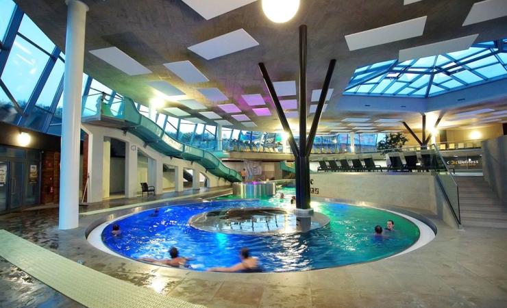 Bazén v hoteli Spa Resort Thermal