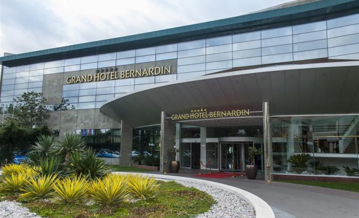 Ostatné Grand Hotel Bernardin *****