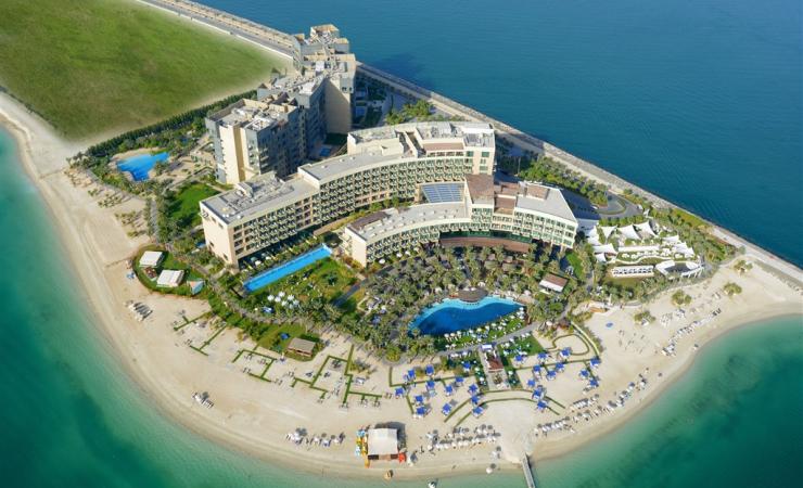 Pohľad z výšky na komplex hotela Rixos The Palm Dubai