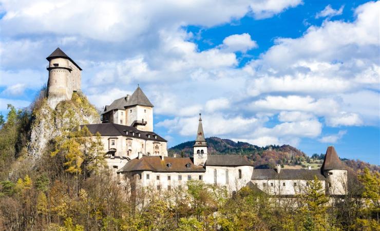 Oravský hrad, skanzen v Zuberci a drevené kostolíky, poznávací zájazd