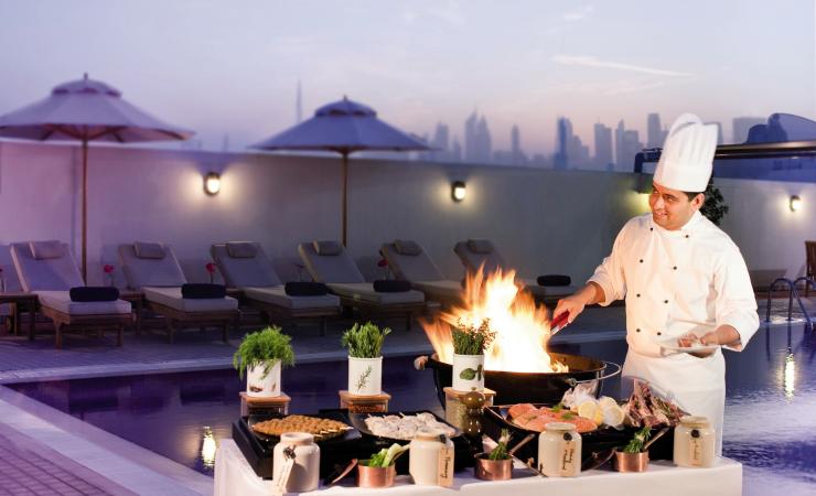 Mövenpick Hotel & Apartments Bur Dubai *****