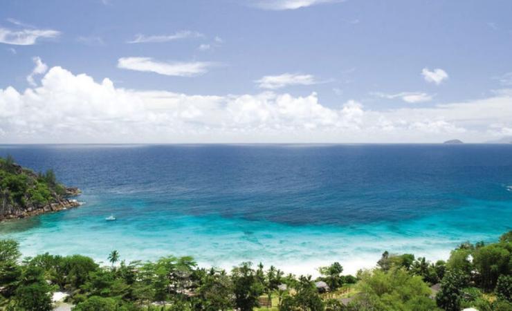 Pláž Four Seasons Resort Seychelles