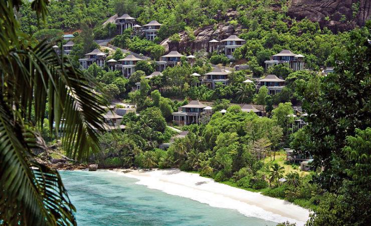 Pláž Four Seasons Resort Seychelles