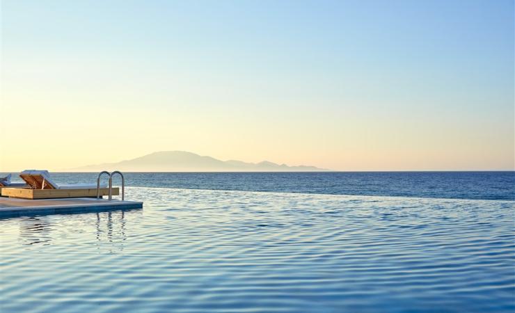 Bazén hotela Lesante Blue Exclusive Beach Resort, Zakyntos