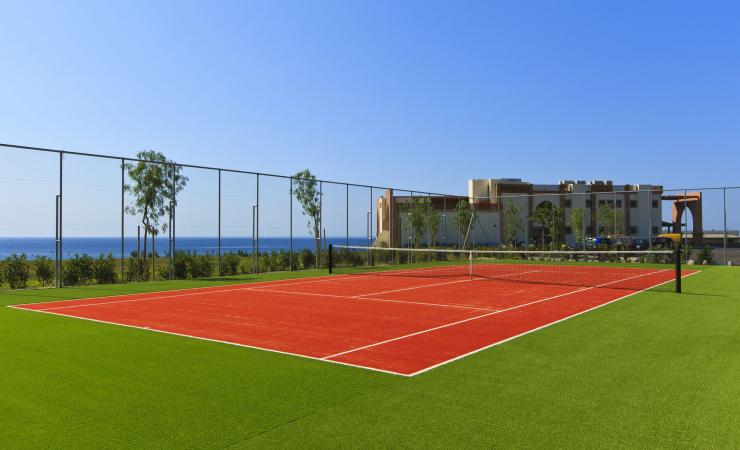 https://cms.satur.sk/data/imgs/tour_image/orig/tennis-court-1964421.jpg